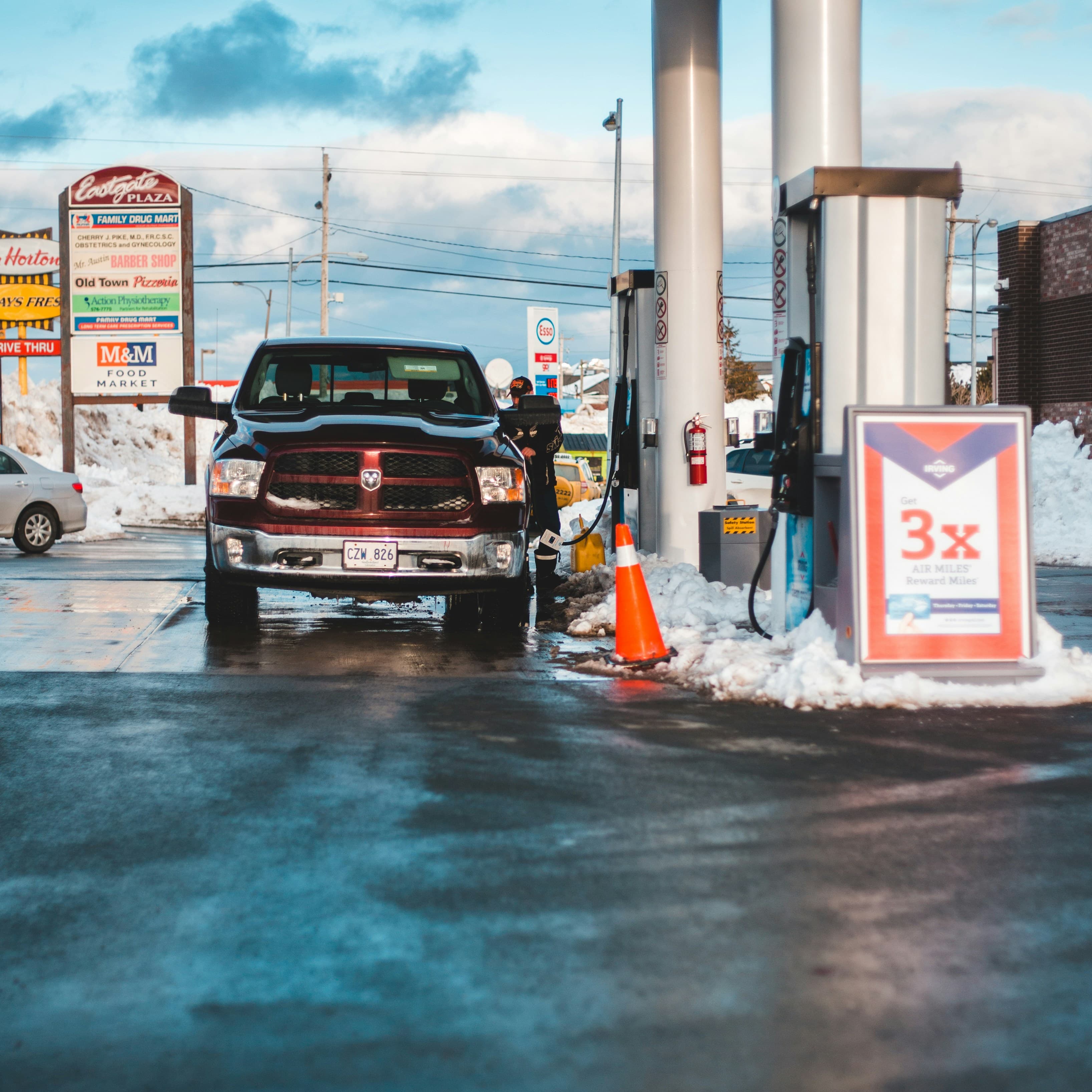 Motor Oil Engine Protection After 10,000 Miles: A Practical High-Mileage Guide
