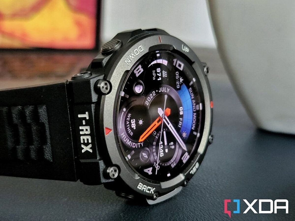 Amazfit T-Rex 2 display