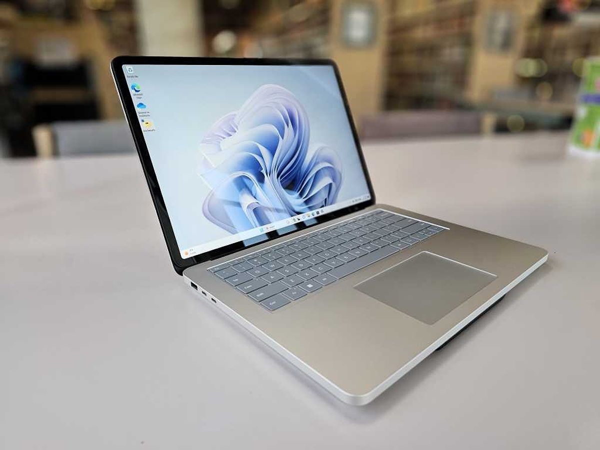 Microsoft Surface Laptop Studio 2 primary 1